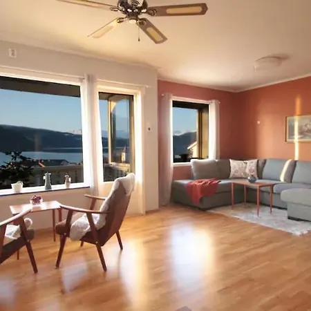 Villa Splendid View By The Fjord!
