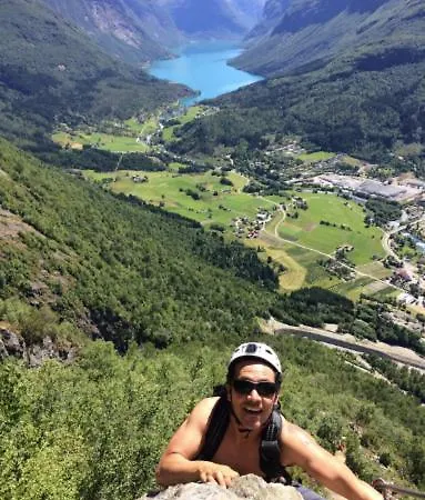 Splendid View By The Fjord! Villa Stryn